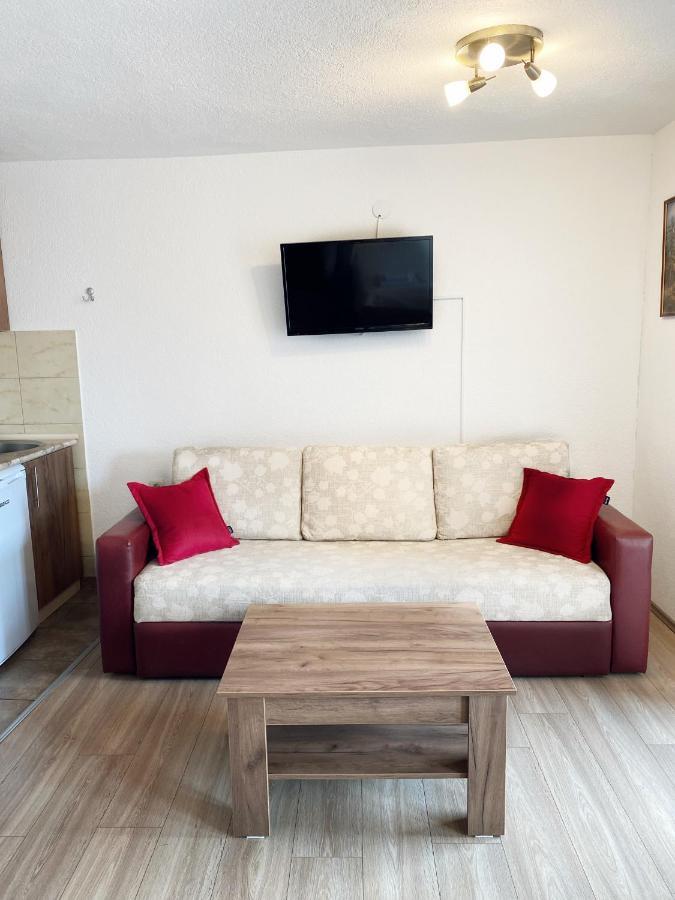 Villa Sapkar Lake View أوهغيد المظهر الخارجي الصورة