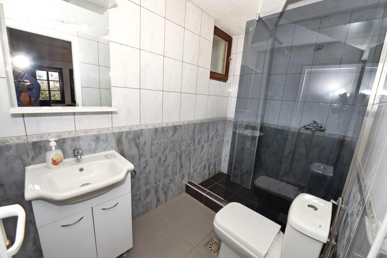 Villa Sapkar Lake View أوهغيد المظهر الخارجي الصورة
