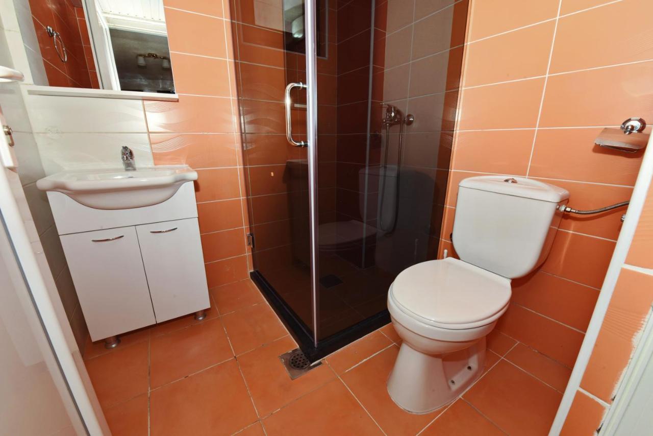 Villa Sapkar Lake View أوهغيد المظهر الخارجي الصورة
